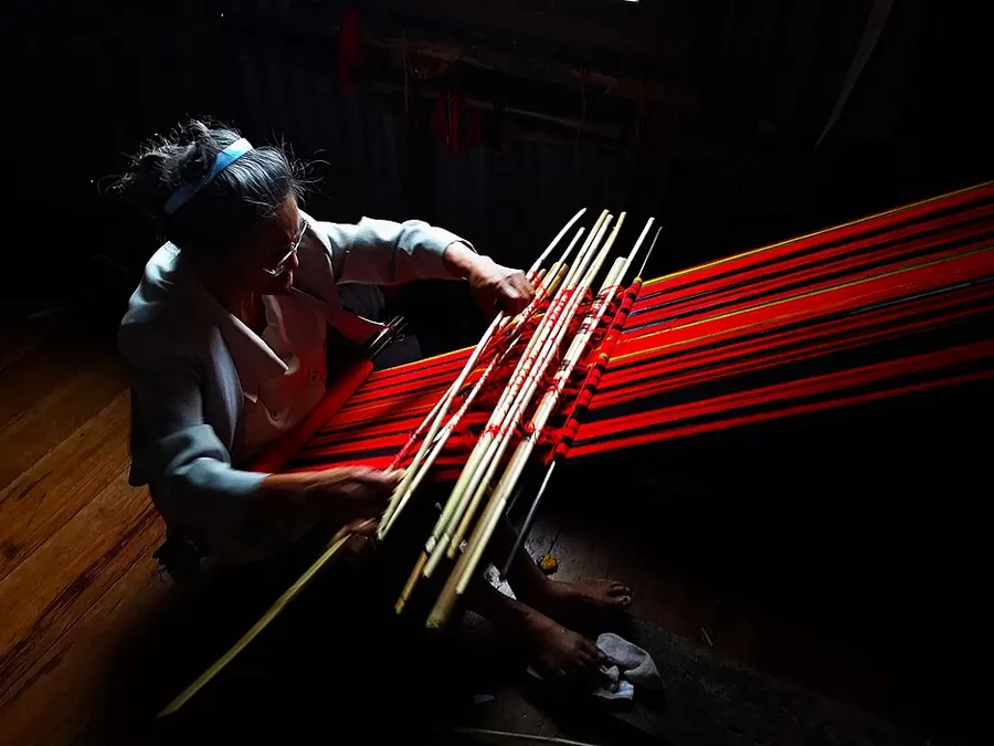 Abaca & Raffia Fibre — abaca fibre weaving Philippines