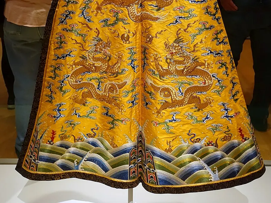 Silk Embroidery — Suzhou silk embroidery