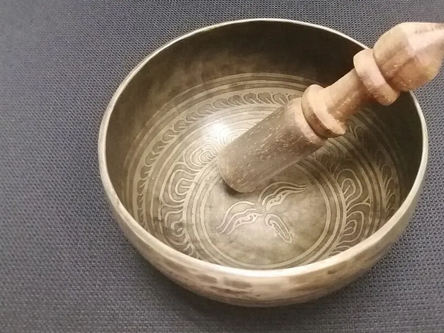 Singing Bowls — Tibetan singing bowl