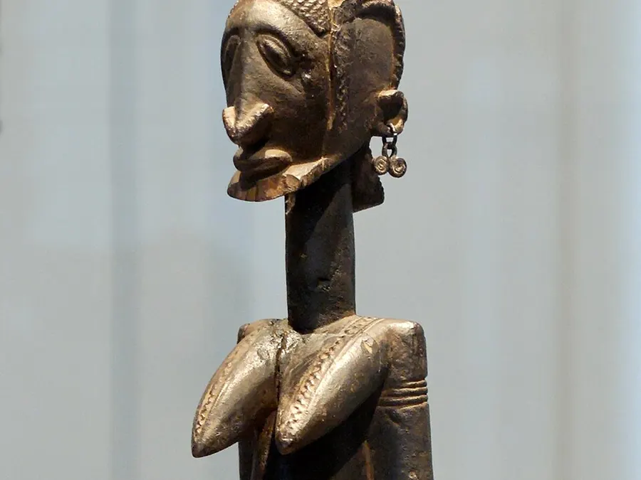 African Wood Sculpture — African wood sculpture carving